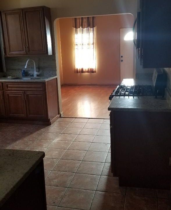 1st image of 8412 S Buffalo Ave #3