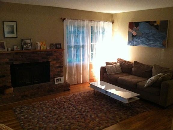 3rd image of 4510 Oakestia St