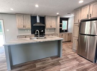 96 Sams Point Rd, Beaufort, SC 29907