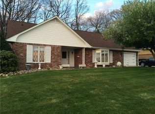 927 Sunset Dr, Greensburg, PA