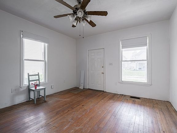 4th image of 1838 Westview Dr