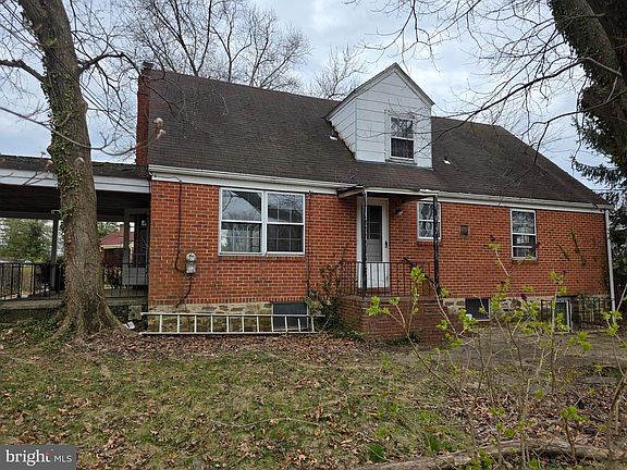 5th image of 7512 Rocksham Dr