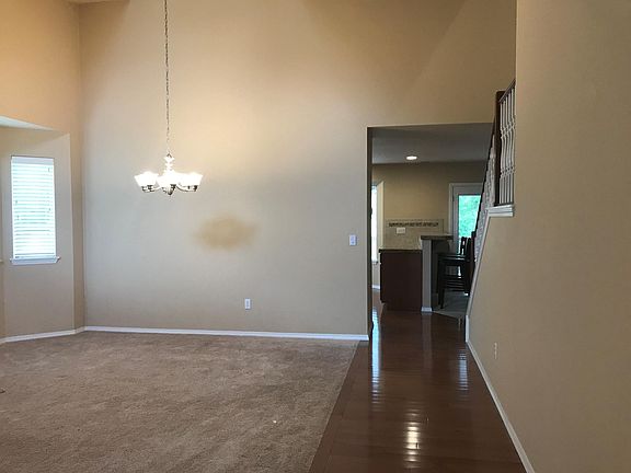 3rd image of 7107 85th Ave NE