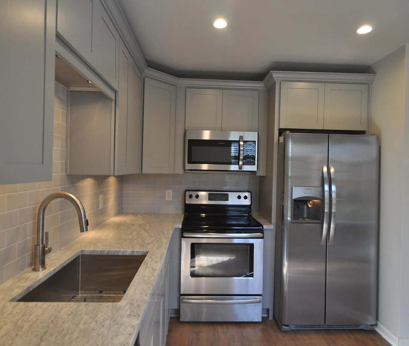 2 bed, 1.5 bath, 1150 sqft, $2,150 — Photo 3