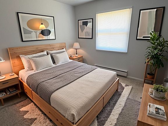 2nd image of 12437 SW Hall Blvd APT 3