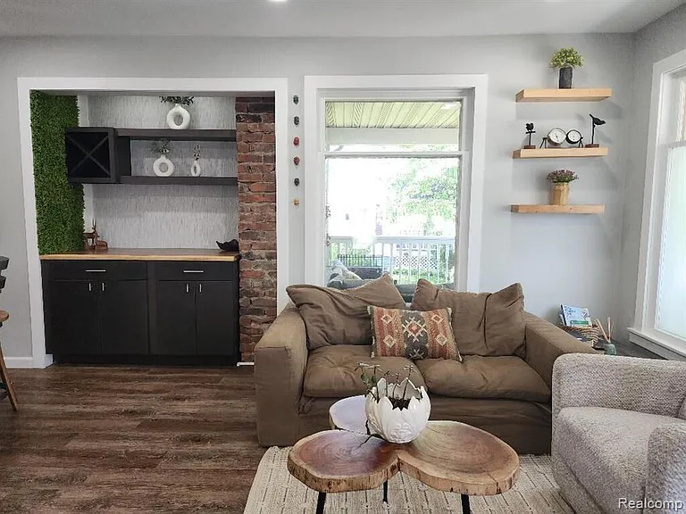 227 West St — Photo 7