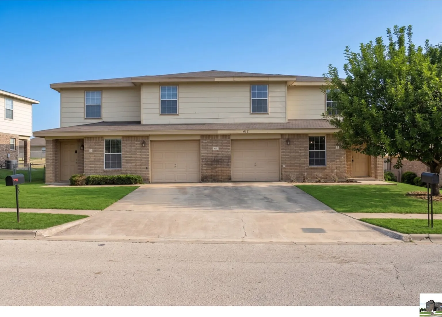 3 bed, 2.5 bath, 1385 sqft, $1,200 — Photo 1
