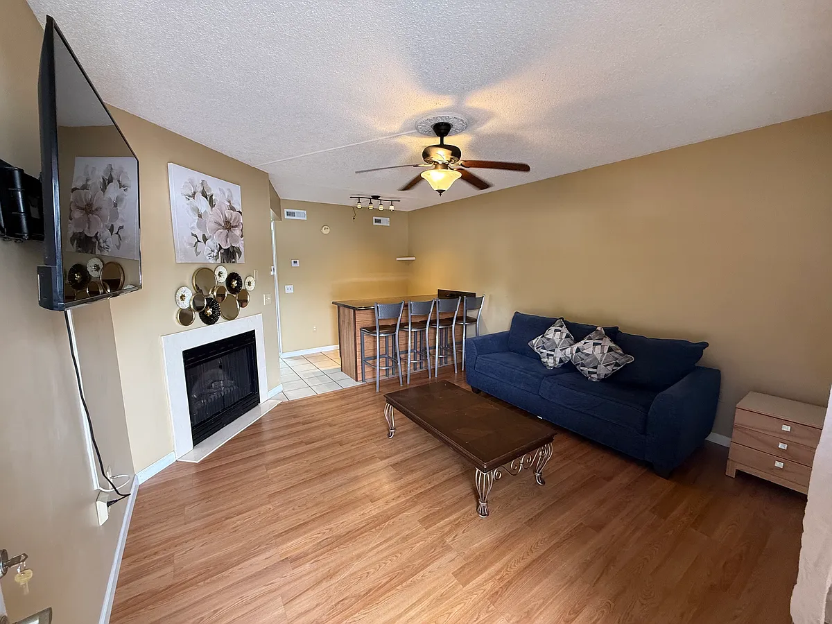 Building Photo - 2748 Florence Dr #110
