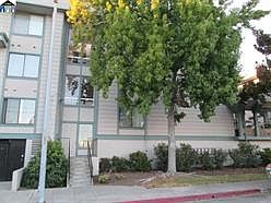 1st image of 2077 Washington Ave ##211