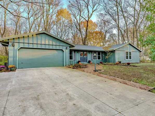 4689 Whippoorwill Dr, Lafayette, IN 47909