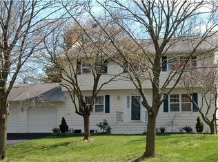 1711 Nimitz Dr, Annapolis, MD 21401