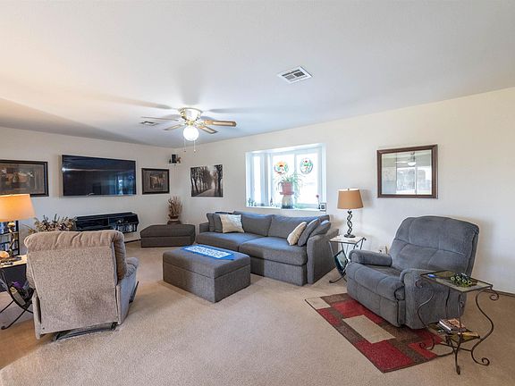 5th image of 3147 W Patricia Ln