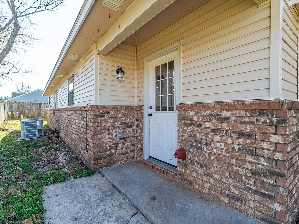 2001 Cypress Pl #A
