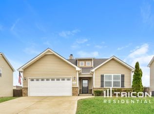775 Sturdivant Dr, Clarksville, TN 37042