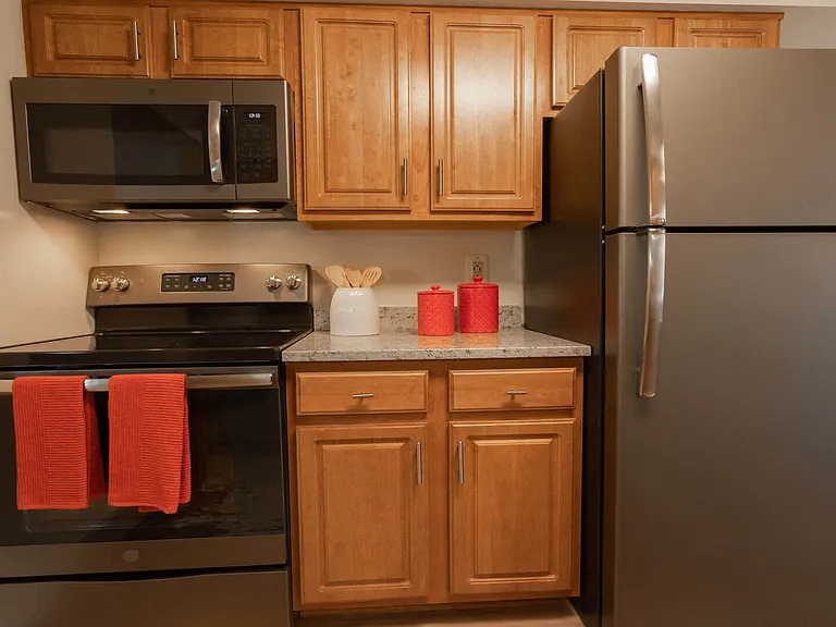 Cromwell Valley Apartments — Photo 3