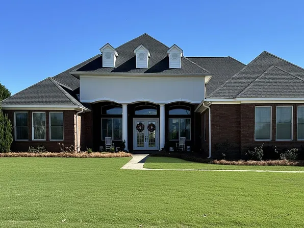 13131 Fortner St, Newton, AL 36352