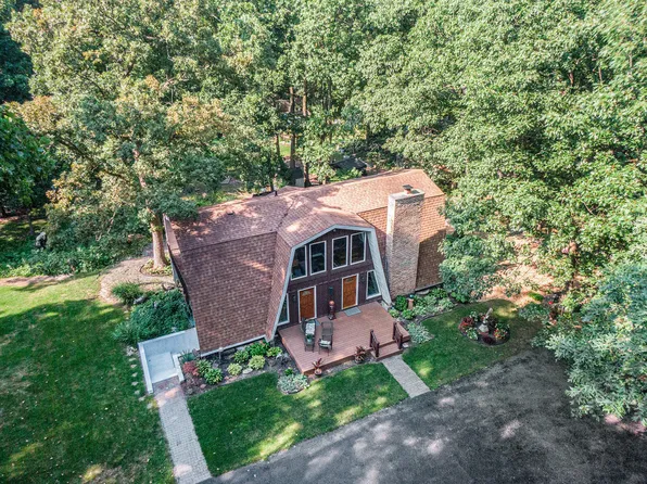 9020 Moraine St, Dyer, IN 46311