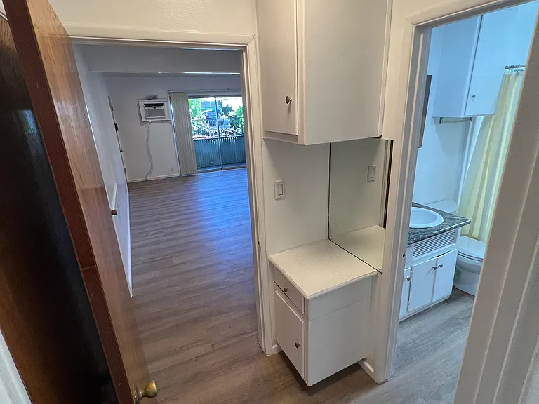 1000 Hancock Ave #1 — Photo 7