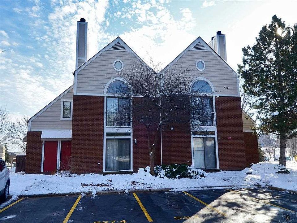 1st image of 527 Donofrio Dr Unit 7