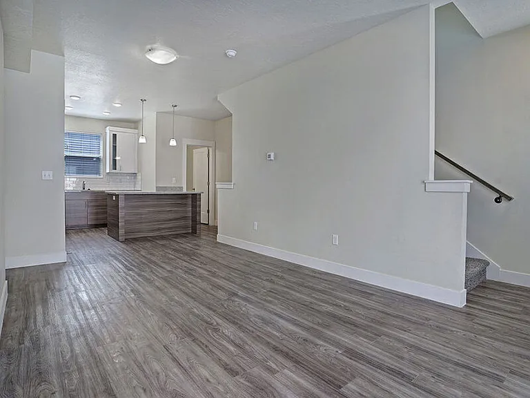 North Metro Townhomes — Photo 11