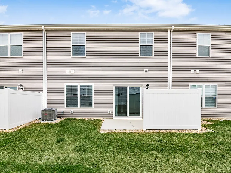 1454 Doubleday Dr — Photo 40