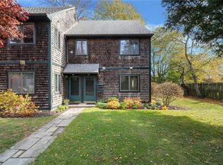 18 Chapel St APT D, Newport, RI 02840