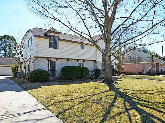 2nd image of 3018 Bonney Briar Dr