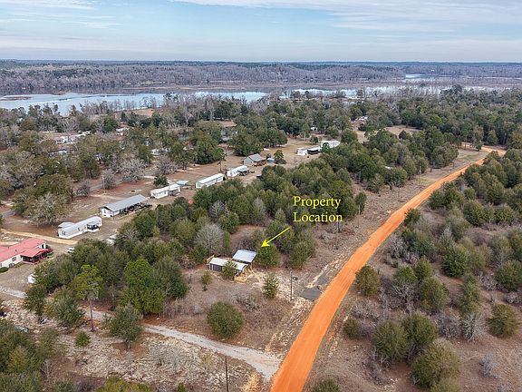 4th image of 843 Deer Loop