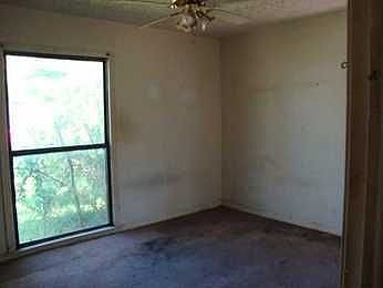 4th image of 8242 Rayville Dr