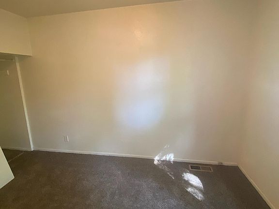 3rd image of 624 S 31st St #B