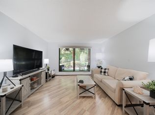 3911 Carrigan Ct #107, Burnaby, BC V3N 4J7