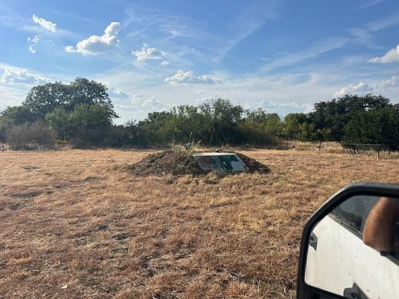 4th image of 4092 County Road 192