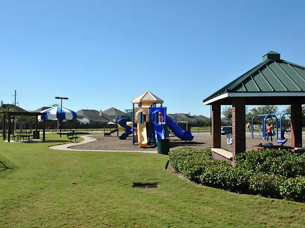 18607 Avanta Cove Dr, Cypress, TX 77433