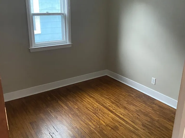 24 Alsace Ave #2 — Photo 4