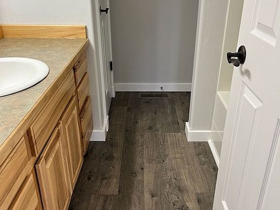 4th image of 3308 W Babcock St APT D