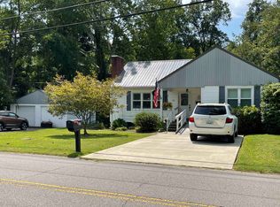 826 Raceland Ave, Raceland, KY 41169