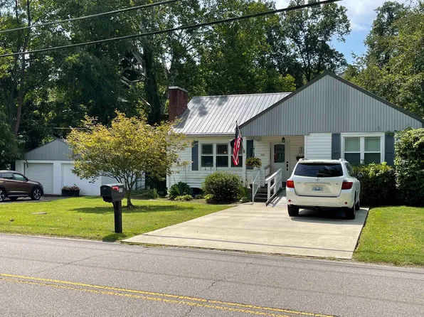 826 Raceland Ave, Raceland, KY 41169