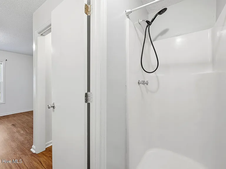 774 Pinewood Dr — Photo 10