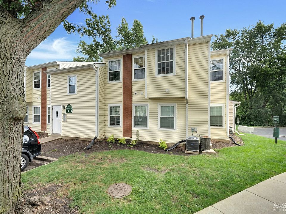1st image of 1413 E Wyndham Cir APT 208