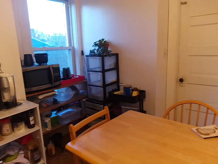 154 Webster Ave #3B — Photo 3