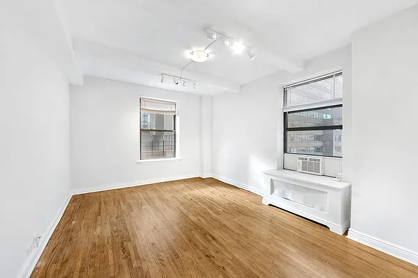Rented by Compass | media 5