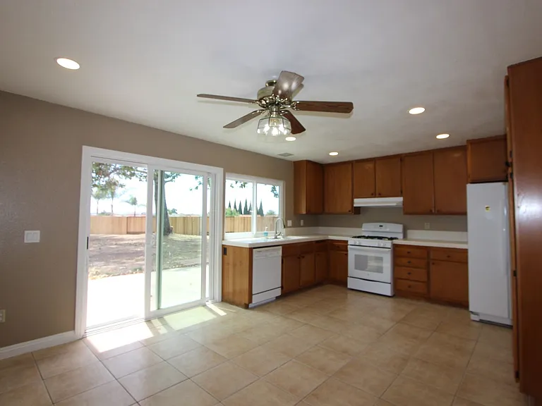 10350 Cheviot Ct — Photo 3