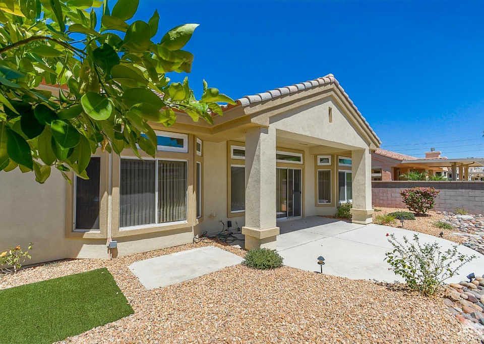1st image of 78935 Mimosa Dr