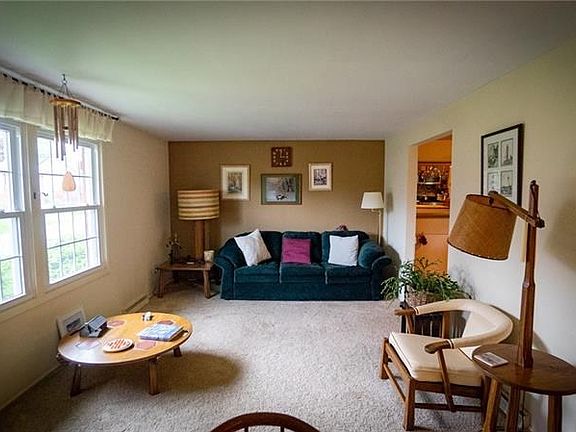 2nd image of 111 Woodbury Dr