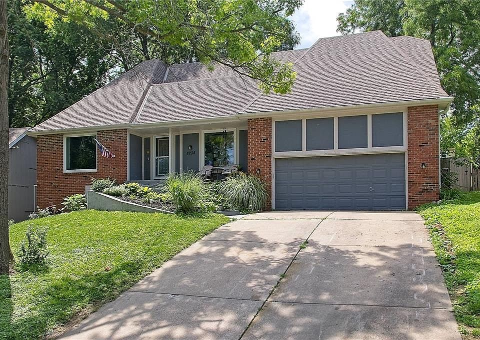 1st image of 8234 Parkhill Cir