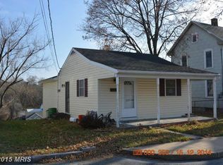233 Wayne Ave, Waynesboro, PA 17268