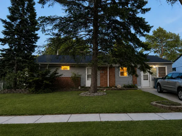 21707 Cynthia Ave, Sauk Village, IL 60411