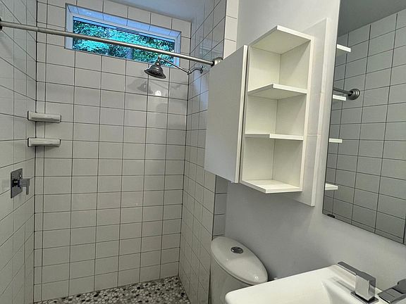 5th image of 103 S 29th St