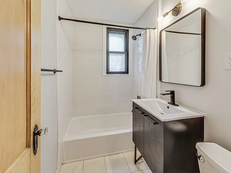 1010 25th St NW #101 — Photo 16