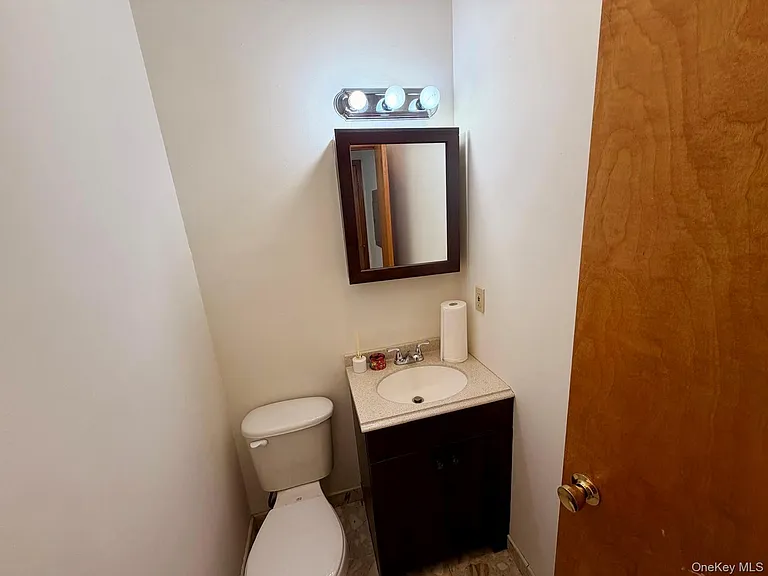 110 Baron De Hirsch Rd #2 — Photo 9